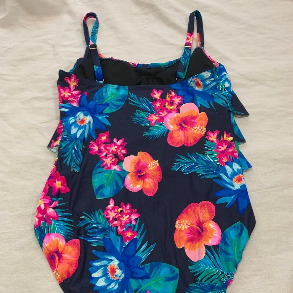 🍎🍎🍎 COCO REEF WOMENS RUFFLE UNDERWIRE SWIMSUIT ONE PIECE SIZE 10/34C  🍎🍎🍎 - Picture 3 of 5